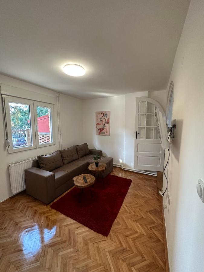 Boho Apartment Ниш Екстер'єр фото